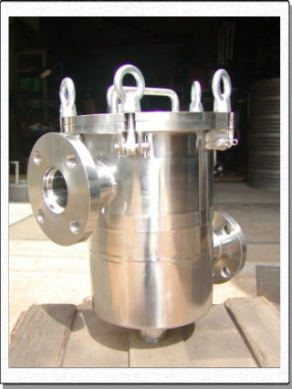 φ200ストレーナー